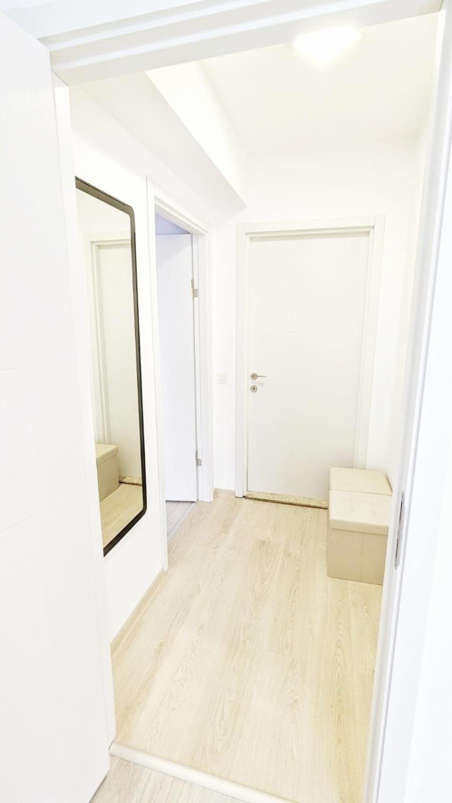 Airport Apartment 70 Squared Meters Otopeni Eksteriør billede