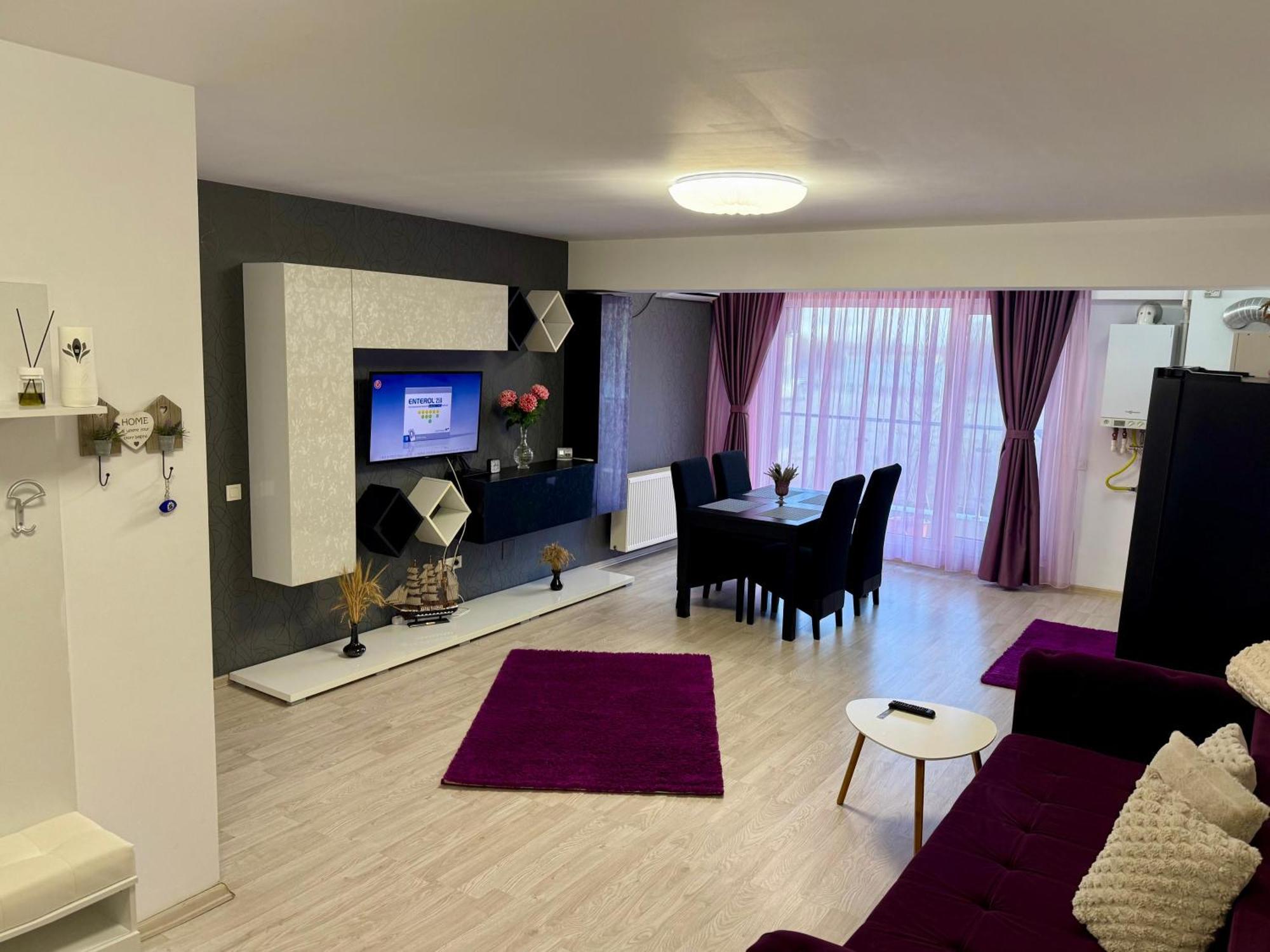 Airport Apartment 70 Squared Meters Otopeni Eksteriør billede